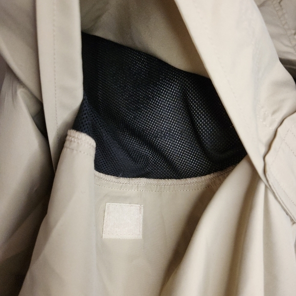 Khaki windbreaker - Picture 7 of 11